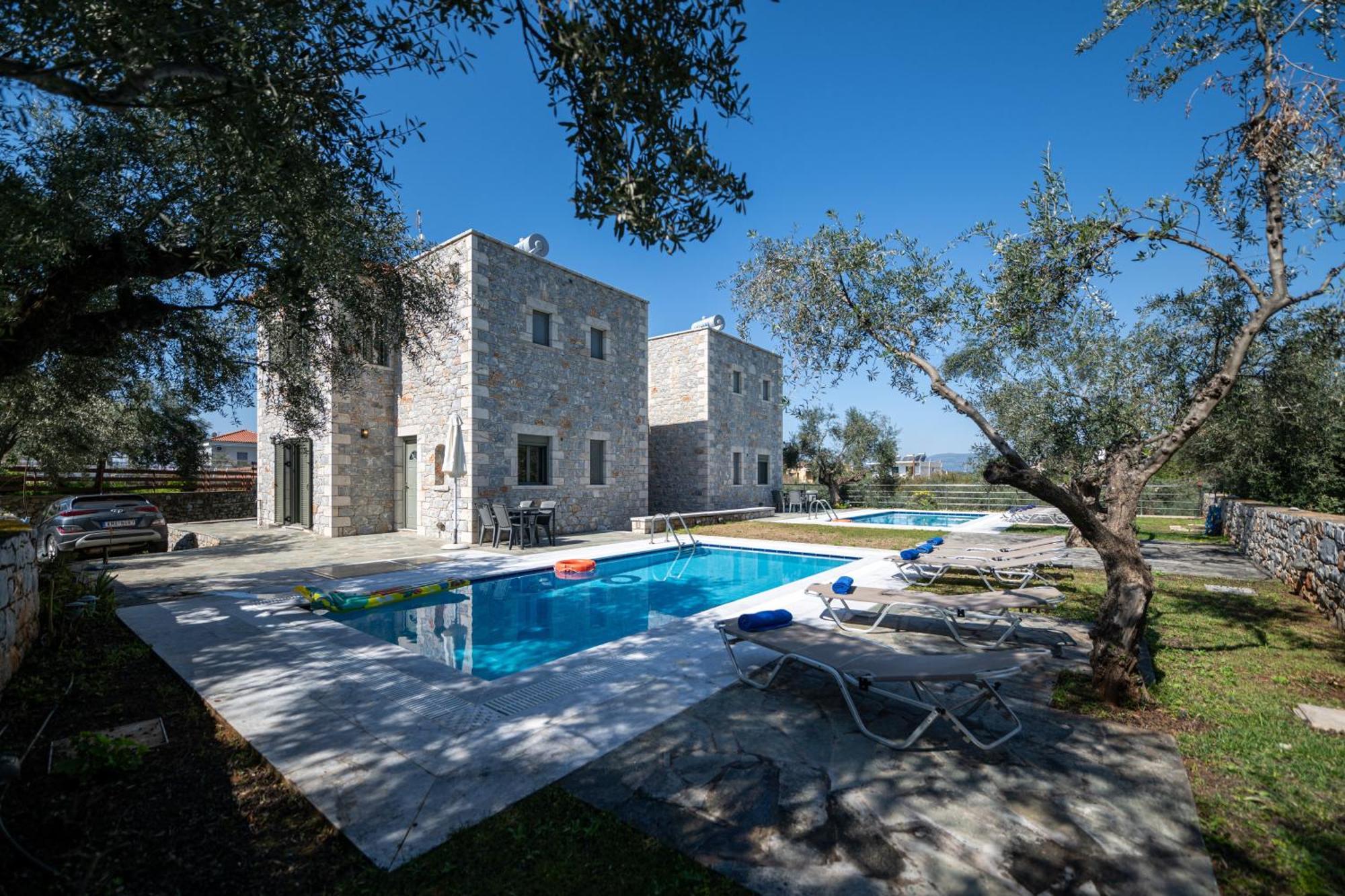 Torri Di Pietra Villa Stoúpa Exteriör bild